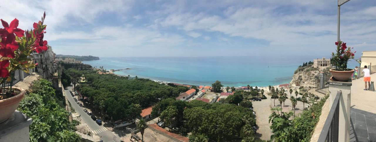Chez Moi Tropea Centro Bed & Breakfast エクステリア 写真